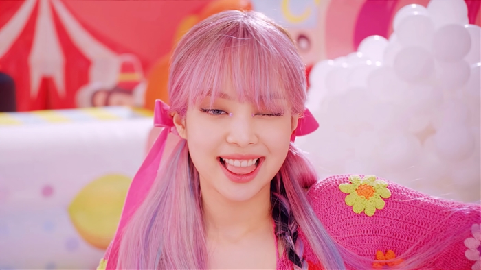 Jennie from BLACKPINK with pink hair
