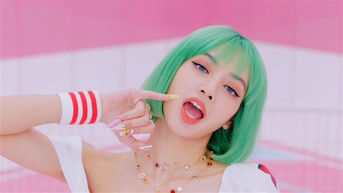 Lisa from BLACKPINK with Green Hair 4k