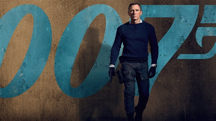 Daniel Craig as James Bond 007 in No Time to Die 4K