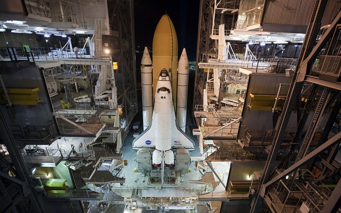 Space Shuttle Atlantis in Vehicle Assembly Building