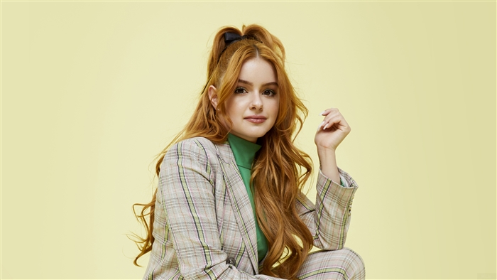 Ariel Winter in a Plaid Blazer