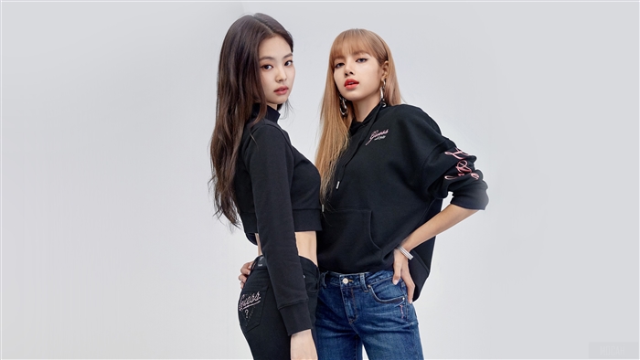 BLACKPINK Jennie and Lisa 4K Portrait