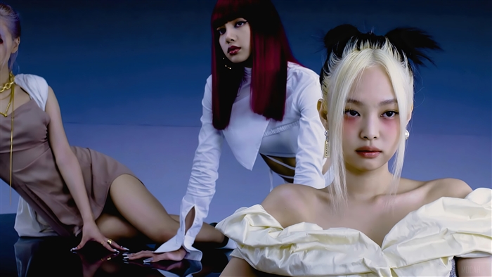 BLACKPINK Lisa and Jennie in Stylish Performance Look 4K