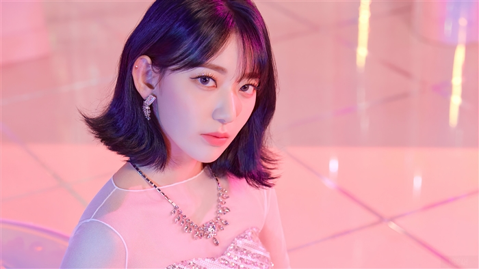 Miyawaki Sakura from IZONE