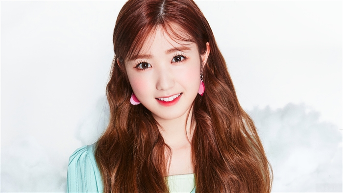 Honda Hitomi from IZONE