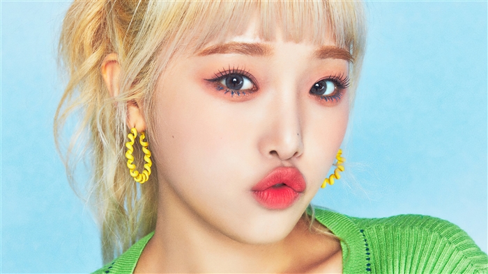 Yena Close-Up Portrait in Vibrant Colors 4K