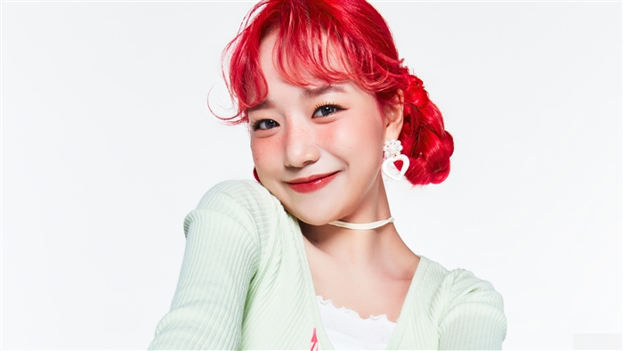 Jo Yu ri from IZONE