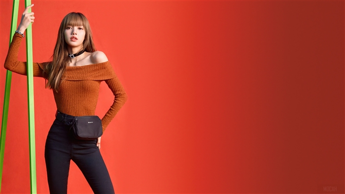 Lisa from BLACKPINK in Stylish Photoshoot 4K