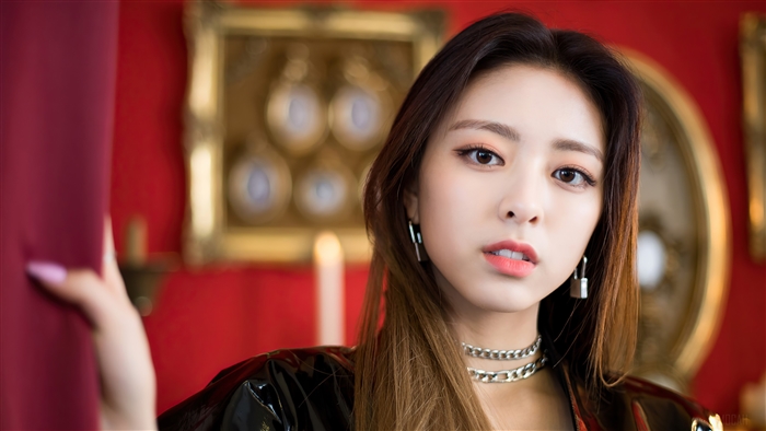 Yuna from ITZY