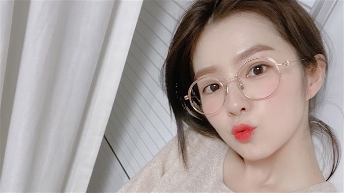 Irene from Red Velvet with Glasses 4K