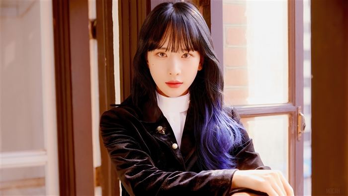 Seola from WJSN