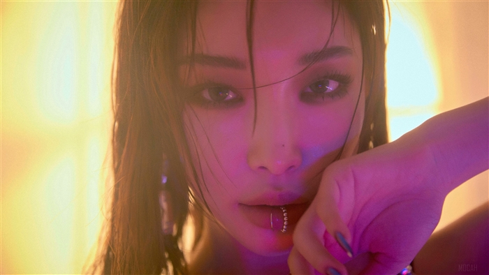 Chungha Close-Up Portrait with Purple and Yellow Lighting 4K
