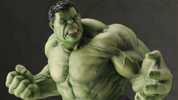 Hulk Figurine 4K