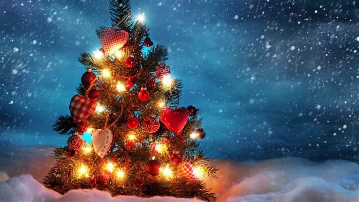 Christmas Tree with Heart Ornaments in Snowfall 4K