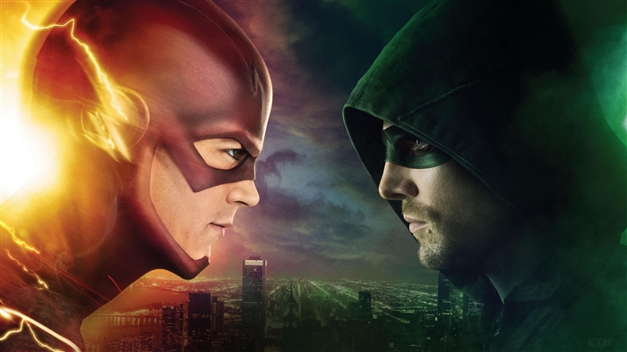 The Flash and Green Arrow Faceoff 4K
