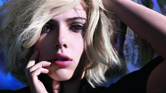 Scarlett Johansson