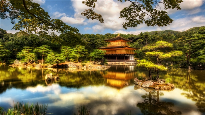 Kinkaku-ji Temple in Kyoto, Japan 4K