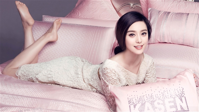 Fan Bingbing Smiling on Pink Bed 4K