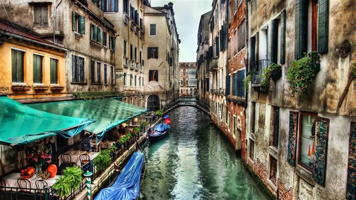 Venice Canal with Historic Buildings and Restaurant 4K