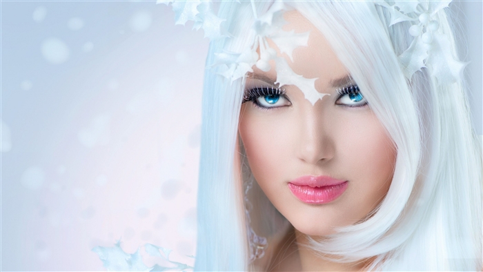 Woman with white hair and blue eyes