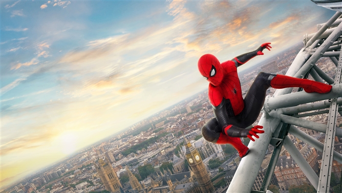 Spider-Man Far From Home on London Structure 4K