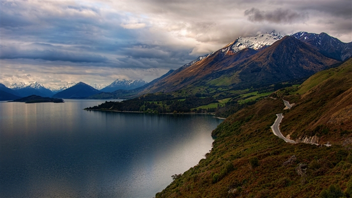 Mount Creighton and Lake Wakatipu, Southern Alps 4K