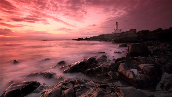 Lighthouse at Sunset 4K
