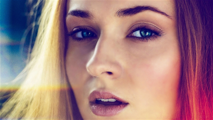 Sophie Turner Close-Up 4K