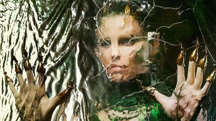 Elizabeth Banks as Rita Repulsa from Power Rangers 4K