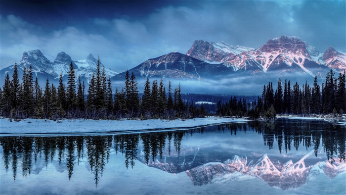 Winter Mountain Landscape with Lake Reflection 4K