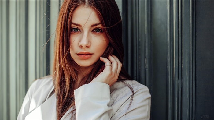 Woman with Red Hair and Blue Eyes 4K