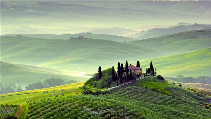 Tuscany 4K: Rolling Hills with a House and Cypress Trees
