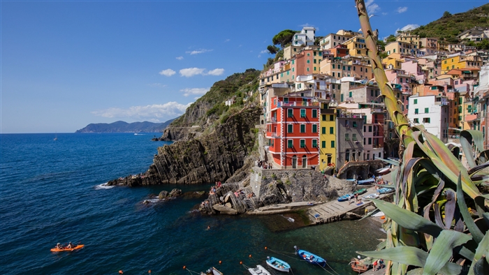 Riomaggiore Village in Cinque Terre, Italy 4K