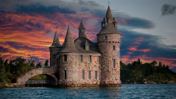 Boldt Castle on the St. Lawrence River 4K