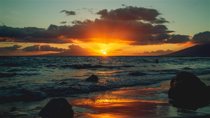 Ocean Sunset with Clouds and Mountains 4K
