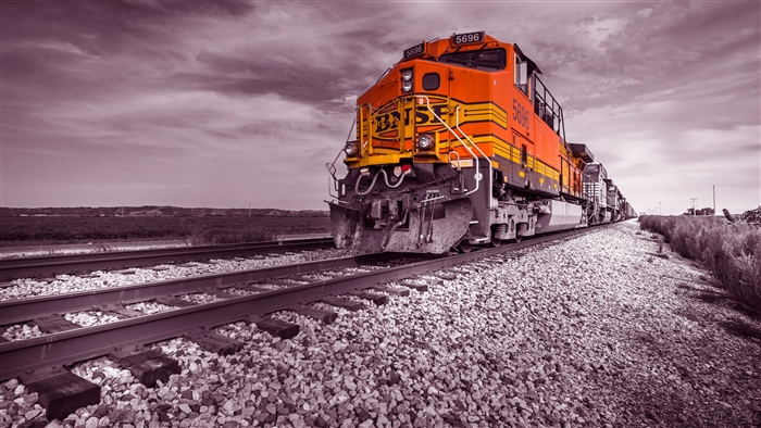 BNSF Locomotive 5696 on Train Tracks 4K