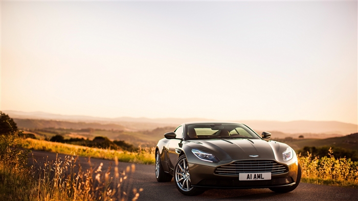 Aston Martin DB11 Grand Tourer 4K