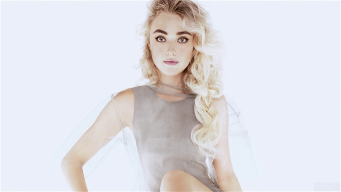 Dakota Fanning 4K