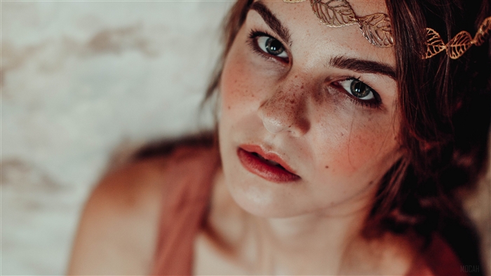 Woman with Freckles and Golden Headband 4K