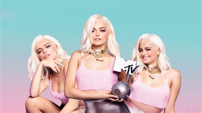 Bebe Rexha with MTV award