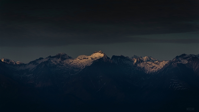 Mountain Range Landscape 4K