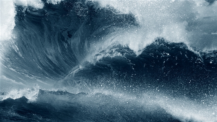 Crashing Ocean Wave 4K