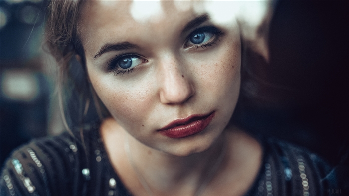 Woman with Blue Eyes and Lipstick 4K