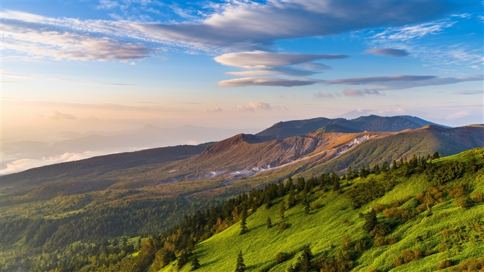 Serene Mountain Landscape with Cloudy Sky 4K