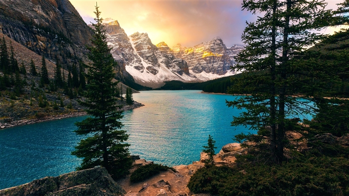 Moraine Lake and Mountains in Banff National Park 4K