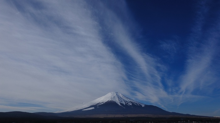 Mount Fuji with wispy clouds