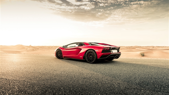 Red Lamborghini Aventador in Desert 4K