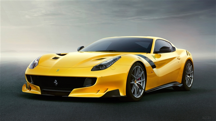 Yellow Ferrari F12 tdf 4K