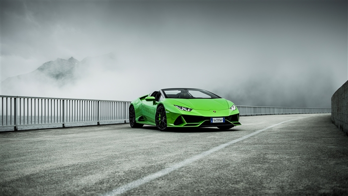 Green Lamborghini Huracan Evo Spyder 2020 4k