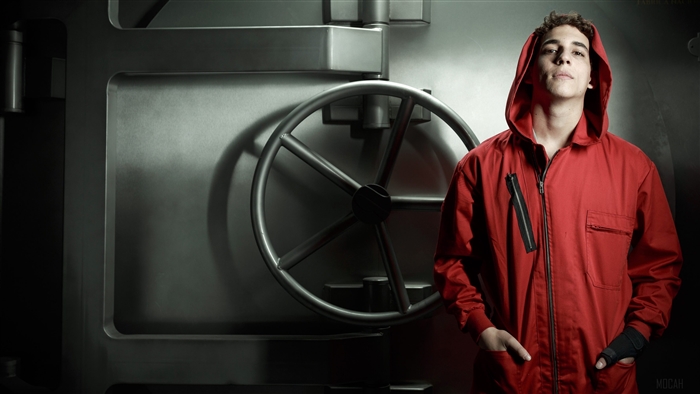 Rio from Money Heist in front of a vault